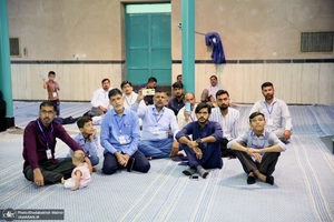 بازدید جمعی از دانشجویان مدارس امامیه پاکستان از بیت امام خمینی (س) در جماران