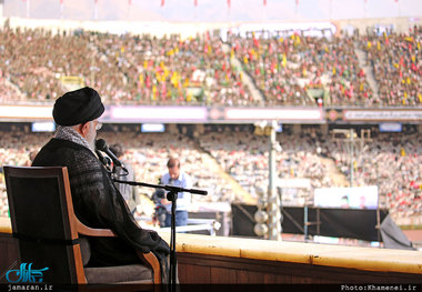 رهبر معظم انقلاب: تحریم ها را شکست خواهیم داد/  امریکا باید با این شکست، یک سیلی دیگر از ملت ایران بخورد