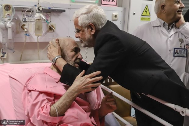 عارف به دیدار سید محمد خاتمی رفت + عکس