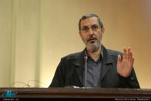 نشست مسئولان و دست اندرکاران مراسم بیست و هشتمین سالگرد حضرت امام(س)