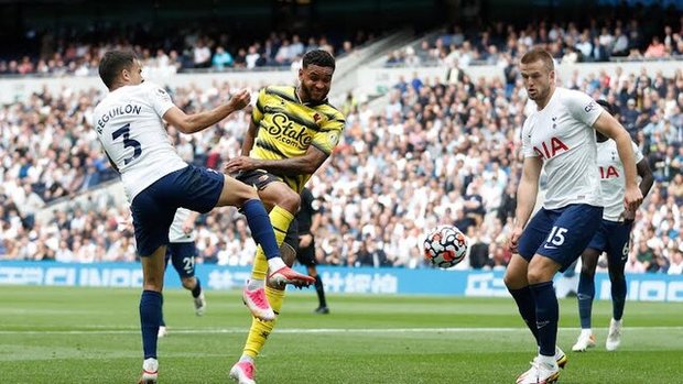 صدرنشینی تاتنهام و پیروزی ارزشمند یونایتد
