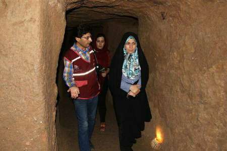 رئیس سازمان میراث فرهنگی از آثار تاریخی نوش آباد بازدید کرد