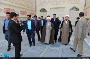 حضور آیت الله العظمی جوادی آملی در حرم مطهر امام خمینی(س)