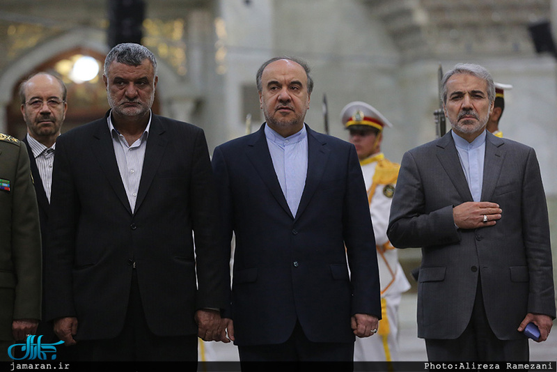 تجدید میثاق رئیس جمهور و هیات دولت با آرمان حضرت امام(س) 