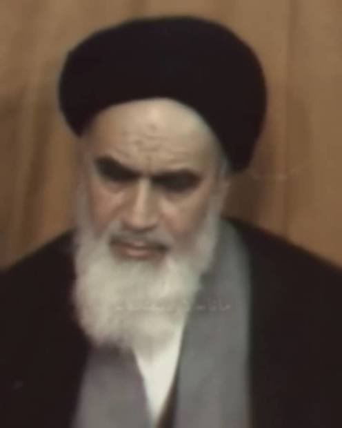نگاه بی‌نظیر امام خمینی به «جوانان»