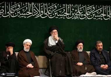 اولین شب عزاداری حضرت اباعبدالله الحسین(ع) در حسینیه امام خمینی(ره)