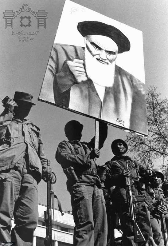 منتخبی از عکس‌های کمتر دیده شده امام و انقلاب