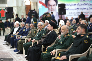 تجدیدمیثاق فرماندهان و کارکنان نیروهای مسلح با آرمان‌های امام خمینی (س)