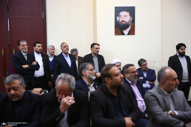 دیدار ئیس بنیاد شهید و جمعی از معانین با سید حسن خمینی
