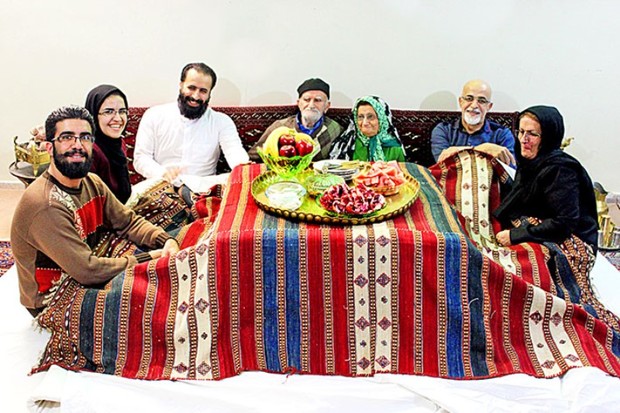 یلدا، بهانه ای برای شب نشینی نه تجمل