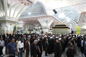 مراسم تشییع و تدفین همسر آیت الله موسوی بجنوردی (ره) در حرم امام خمینی (س)-2