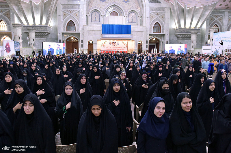 همایش بزرگ شورای 9 نفره مدارس در حرم مطهر امام خمینی