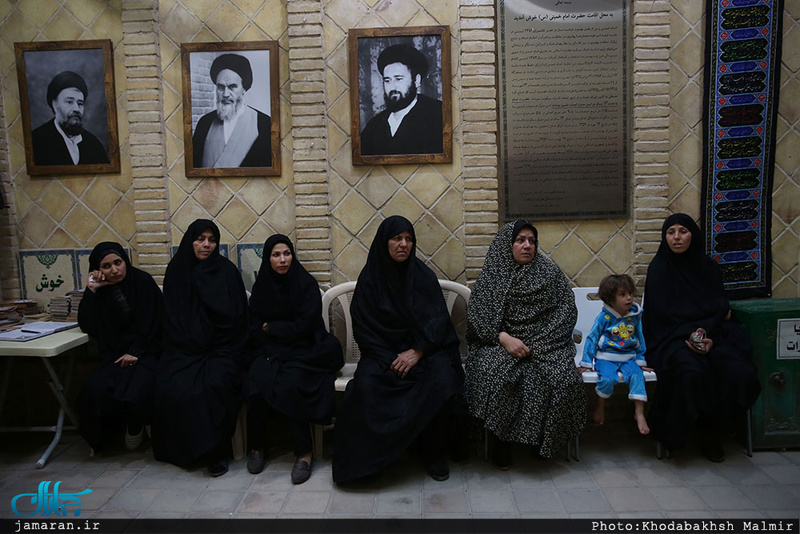 بازدید حجت الاسلام و المسلمین سید محمود دعایی از بیت امام در نجف