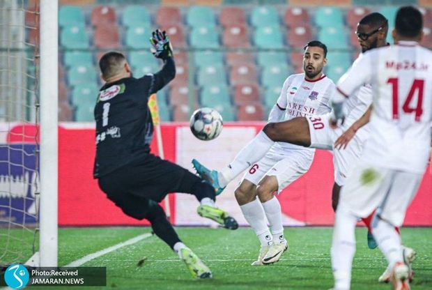 پرسپولیس 0-1 نساجی؛ باخت مقابل قعرنشین در بازی با ۴ اخراجی! + عکس و ویدیوی گل