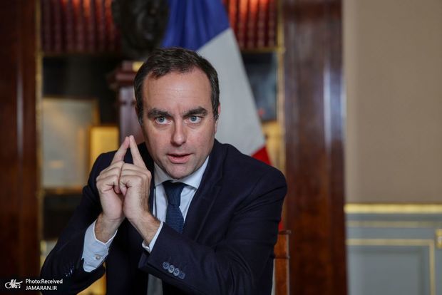 وزیر دفاع فرانسه: شاید تهران درحال آماده‌سازی یک غافلگیری در موضوع قدرت هسته‌ای نظامی باشد/ توانایی‌های ایران را نباید دست‌کم بگیریم/ تماس مکرون با پوتین درباره جلوگیری از خروج ایران از ان‌پی‌تی بود/ اورانیوم غنی‌شده، گنجینه ایران است