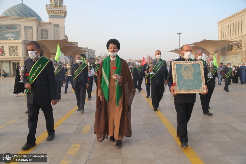 پیاده روی خادمان حرم کریمه اهل بیت(ع) در شب ولادت امام رضا(ع)