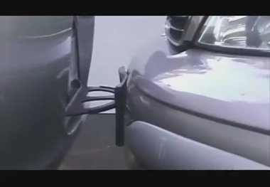  ایده ای جالب برای جلوگیری از صدمه به سپر ماشین هنگام پارک کردن