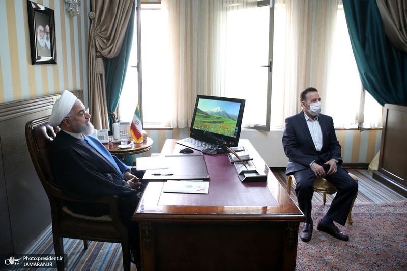 ویدئو کنفرانس رییس جمهور با فرماندهی پلیس راهور کشور ، مراکز درمانی و کارخانه تولید لوازم بهداشتی در چهار استان کشور