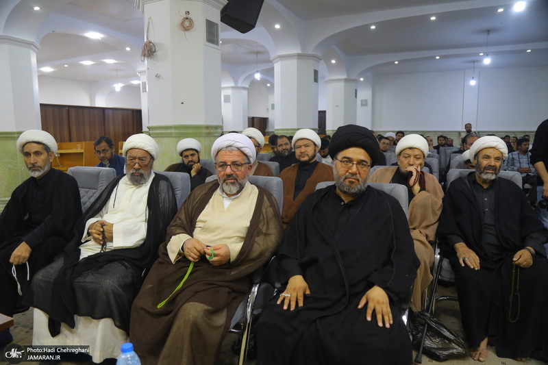 نشست «قرآن و عترت، محور اتحاد مسلمانان در اندیشه امام خمینی(س)» به زبان اردو