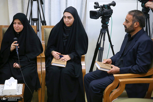 دیدار خانواده شهدای اخیر نیروی پدافند هوایی ارتش با رهبر معظم انقلاب