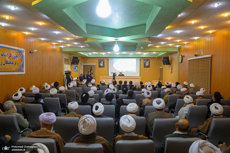 نهمین نشست تبیین مکتب امام خمینی با عنوان «اسلام و حکومت از دیدگاه امام خمینی(س)‎‎»