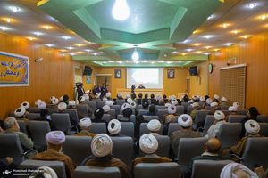نهمین نشست تبیین مکتب امام خمینی با عنوان «اسلام و حکومت از دیدگاه امام خمینی(س)‎‎»