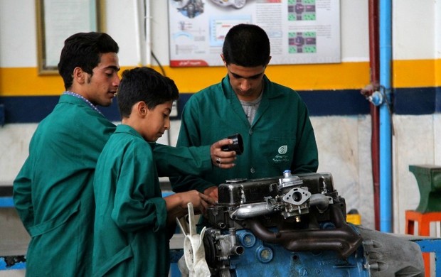 33.6 درصد دانش آموزان قم در هنرستان تحصیل می کنند