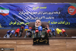 نشست خبری فرمانده نیروی زمینی ارتش