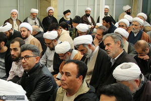 عمامه گذاری طلاب در روز عید مبعث توسط مراجع عظام تقلید‎‎