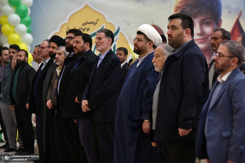 مراسم تجلیل از دانش آموزان برگزیده فرهنگی، هنری و قرآن، عترت و نماز منطقه 19