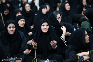 عزاداری شب عاشورا در حرم مطهر امام خمینی (س)