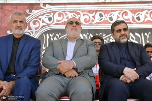 بدرقه 22 هزار امدادگر هلال احمر از جوار حرم امام خمینی (س)