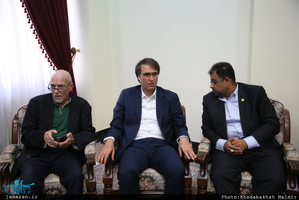 دیدار اعضای شورای اسلامی شهر تهران با سید حسن خمینی 