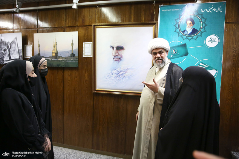 بازدید نماینده آیت الله العظمی یعقوبی از جماران / قیس طایی