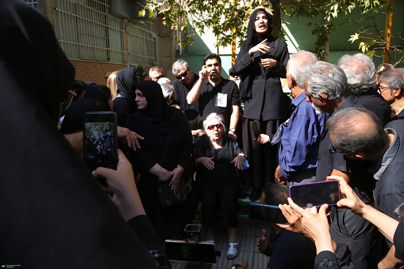 مراسم تشییع ثمینه باغچه‌بان