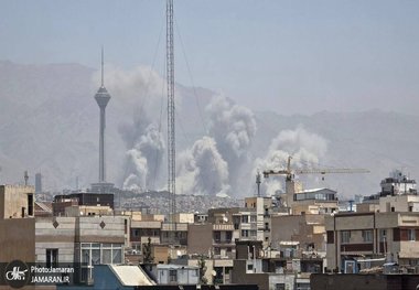  شنیده شدن صدای چند انفجار مهیب در تهران/ ورودی زندان اوین مورد اصابت قرار گرفت/ حمله به دانشگاه شهید بهشتی تکذیب شد/ حمله مجدد به صدا و سیما تکذیب شد/ قوه قضائیه: وضعیت زندان اوین تحت کنترل است/ تیراندازی در زندان اوین صحت ندارد + فیلم و عکس