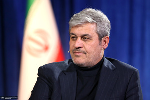 گفتگو حضور با تاجگردون