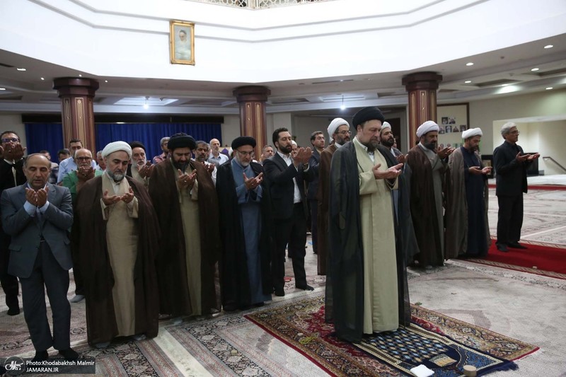 دیدار رئیس و کارکنان سازمان اوقاف و امور خیریه با سید حسن خمینی