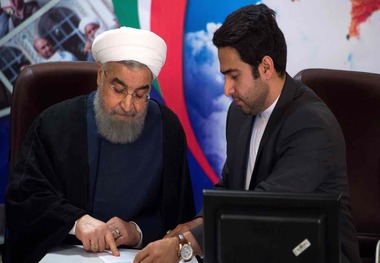 روحانی رقابت سختی خواهد داشت/ رئیسی برای شکست نیامده است

