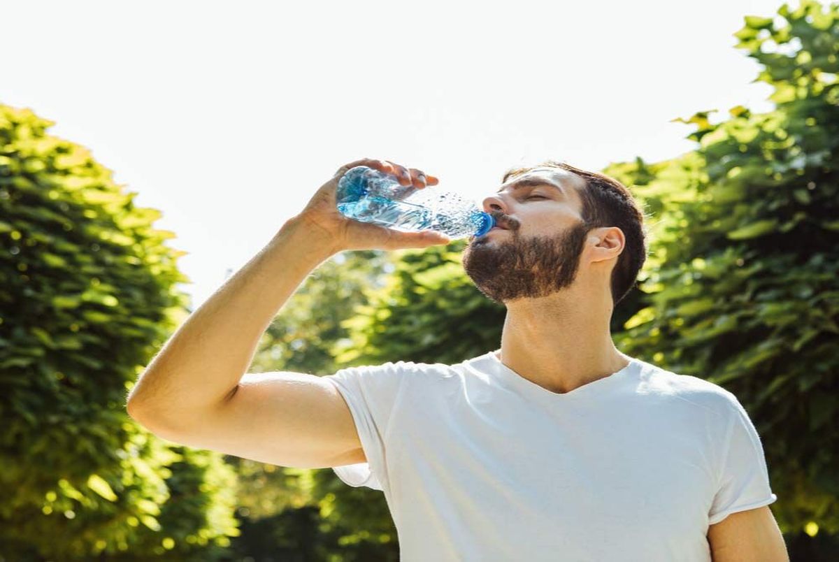 عوارض جانبی عدم نوشیدن آب کافی