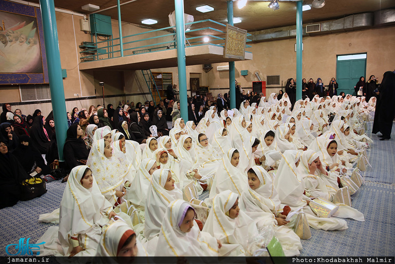 بازدیدی جمعی از شرکت کنندگان خارجی در سی و پنجمین دوره مسابقات بین المللی قرآن کریم ازبیت امام خمینی 