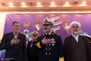 تجدید میثاق فرمانده و پرسنل نیروی دریایی ارتش جمهوری اسلامی ایران با آرمان‌های امام خمینی(س)