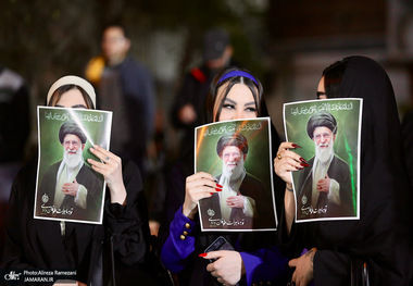 مداحی «یکی بهم بگه دروغه» با نوای مهدی رسولی+ فایل صوتی 