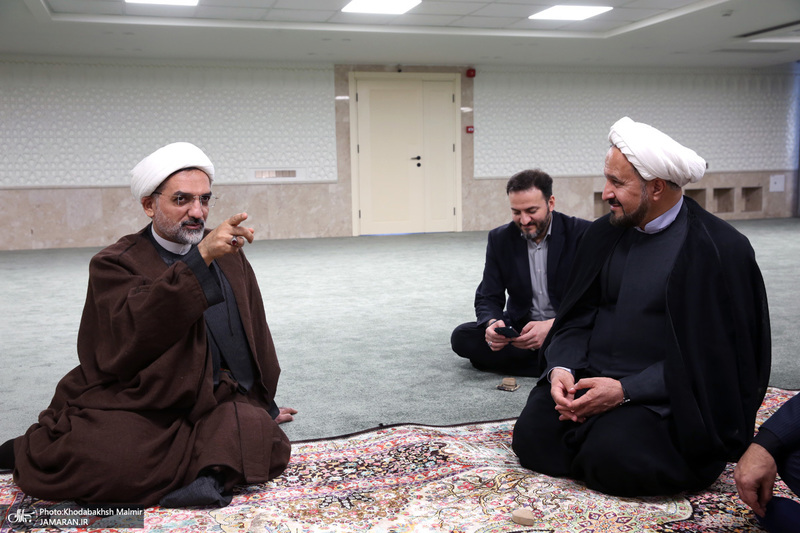 نشست بررسی زمینه‌های حضور فرهنگی و هنری موسسه تنظیم و نشر آثار امام خمینی (س) در عراق