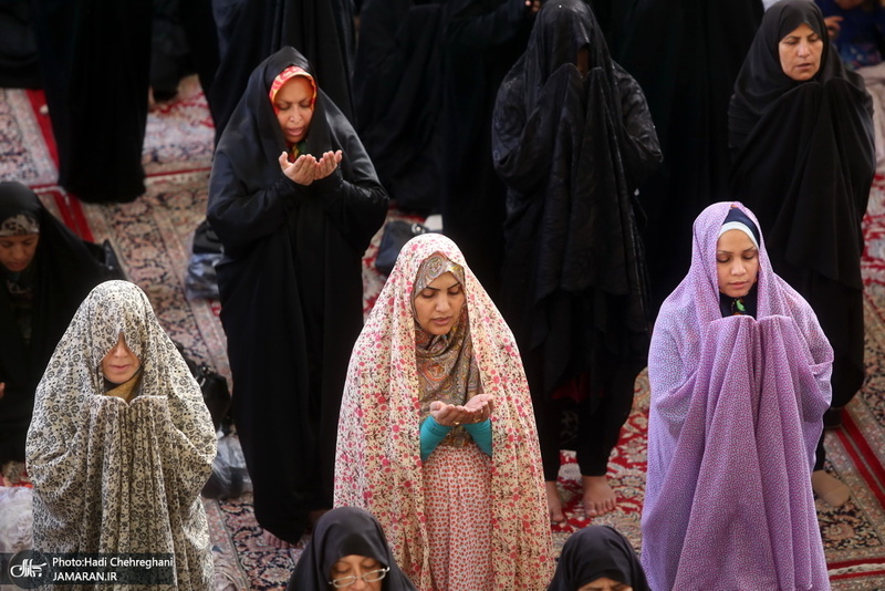 نماز عید سعید قربان در حرم کریمه اهل بیت(ع)