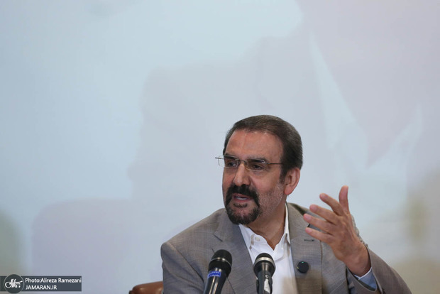 سنایی، مشاور رییس جمهور: ماه‌های پیش رو برای‌ کشور حساس است‌ و همه‌ دست‌اندرکاران باید به دولت‌ کمک کنند/ متأسفانه روابط ایران و اروپا در حال‌ حاضر خوب نیست و تابعی از رابطه‌ با آمریکا شده‌ است