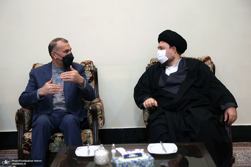 تجدید میثاق وزیر و معاونین وزارت امور خارجه با آرمان های امام خمینی (س)