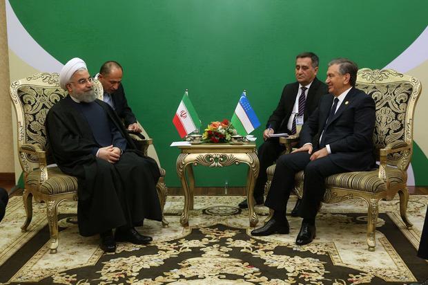 دکتر روحانی: ایران می‌تواند نزدیکترین مسیر دستیابی بازرگانان ازبکستانی به خلیج‌فارس و آبهای آزاد باشد