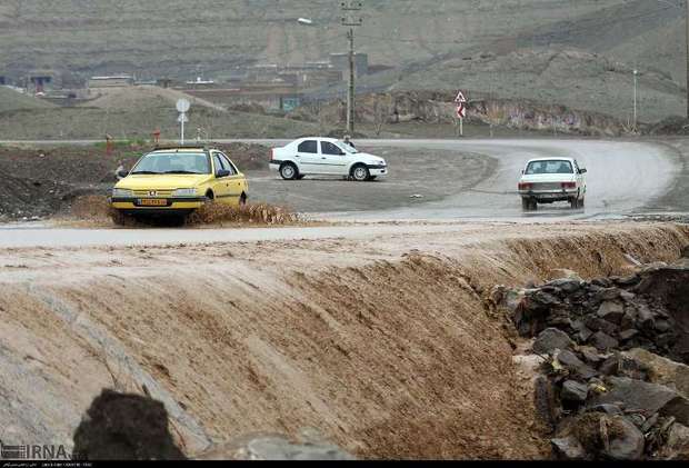 هیچکدام از روستاهای قم در معرض سیلاب قرار ندارد