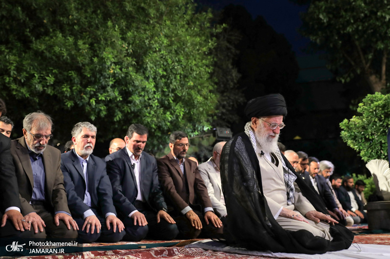 دیدار جمعی از شاعران و اهالی فرهنگ و ادب با رهبر معظم انقلاب